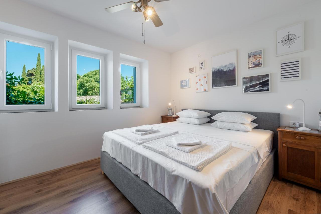 Apartment Near Old Town, Free Parking & Huge Garden Dubrovnik Eksteriør billede