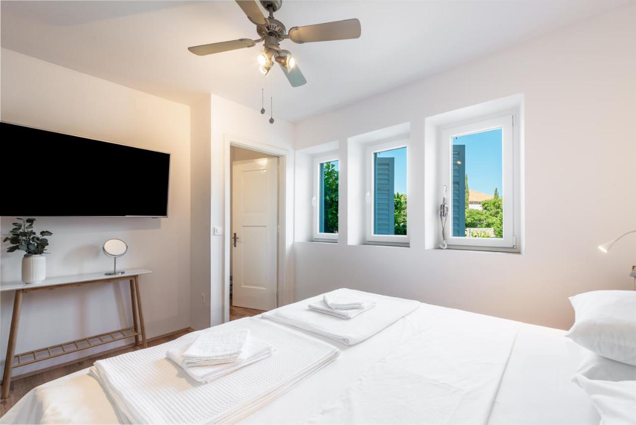 Apartment Near Old Town, Free Parking & Huge Garden Dubrovnik Eksteriør billede